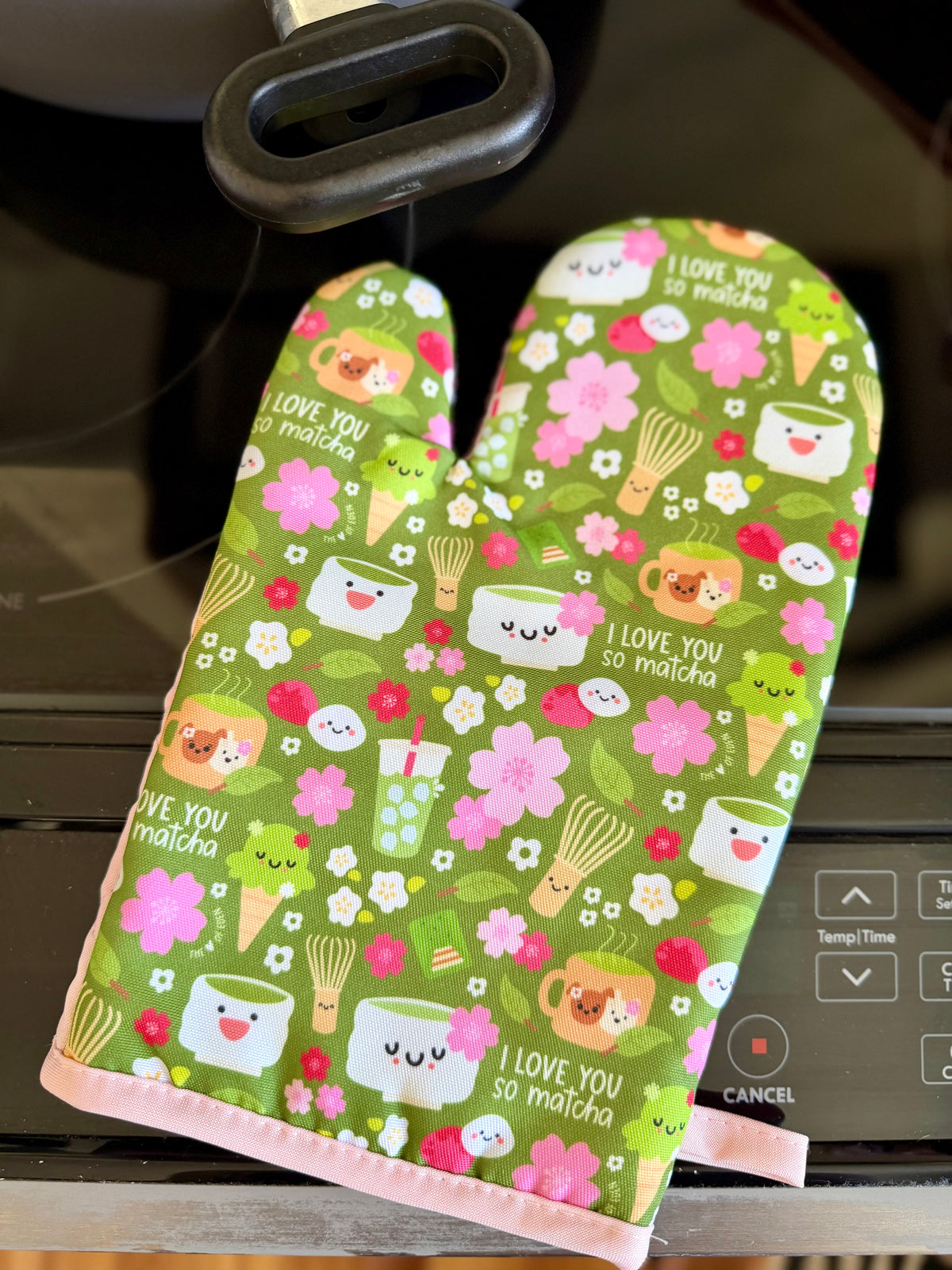 EDEN OVEN MITT I LOVE YOU SO MATCHA