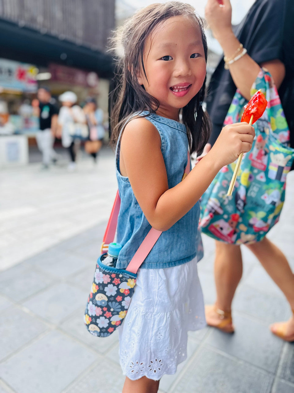 EDEN BOTTLE SLING CUTE LIL FUKUOKA