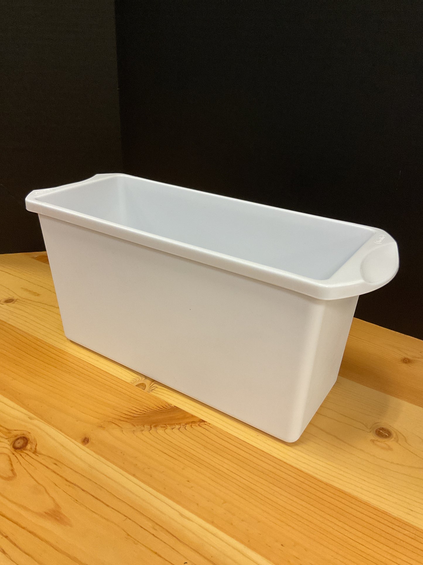 ICE CUBE BIN