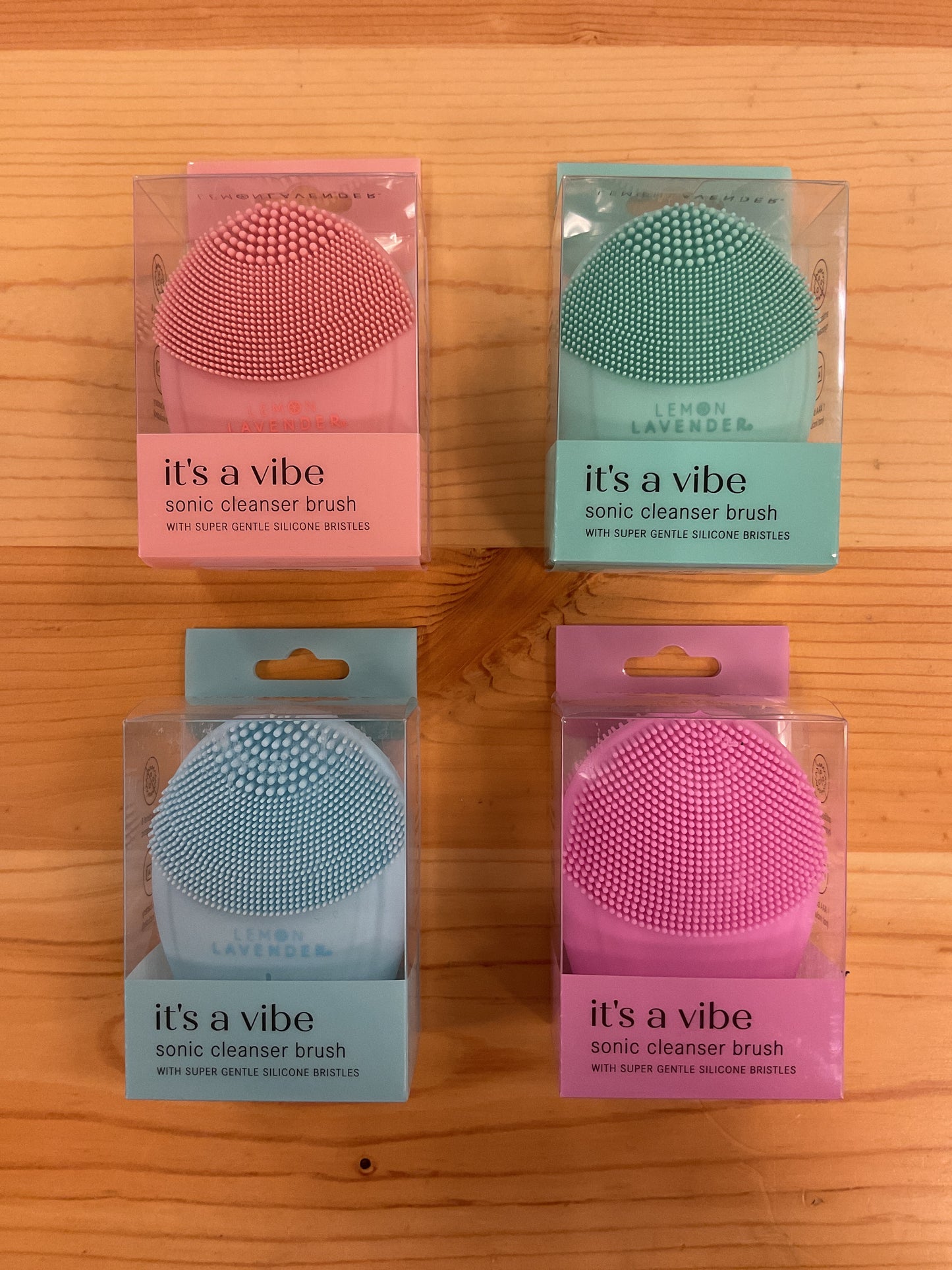 IT'S A VIBE SONIC CLEANSER BRUSH