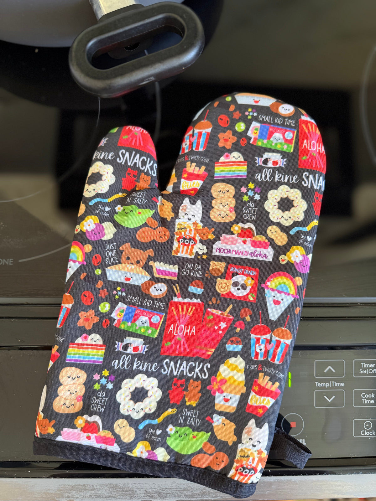 EDEN OVEN MITT ALL KINE SNACKS