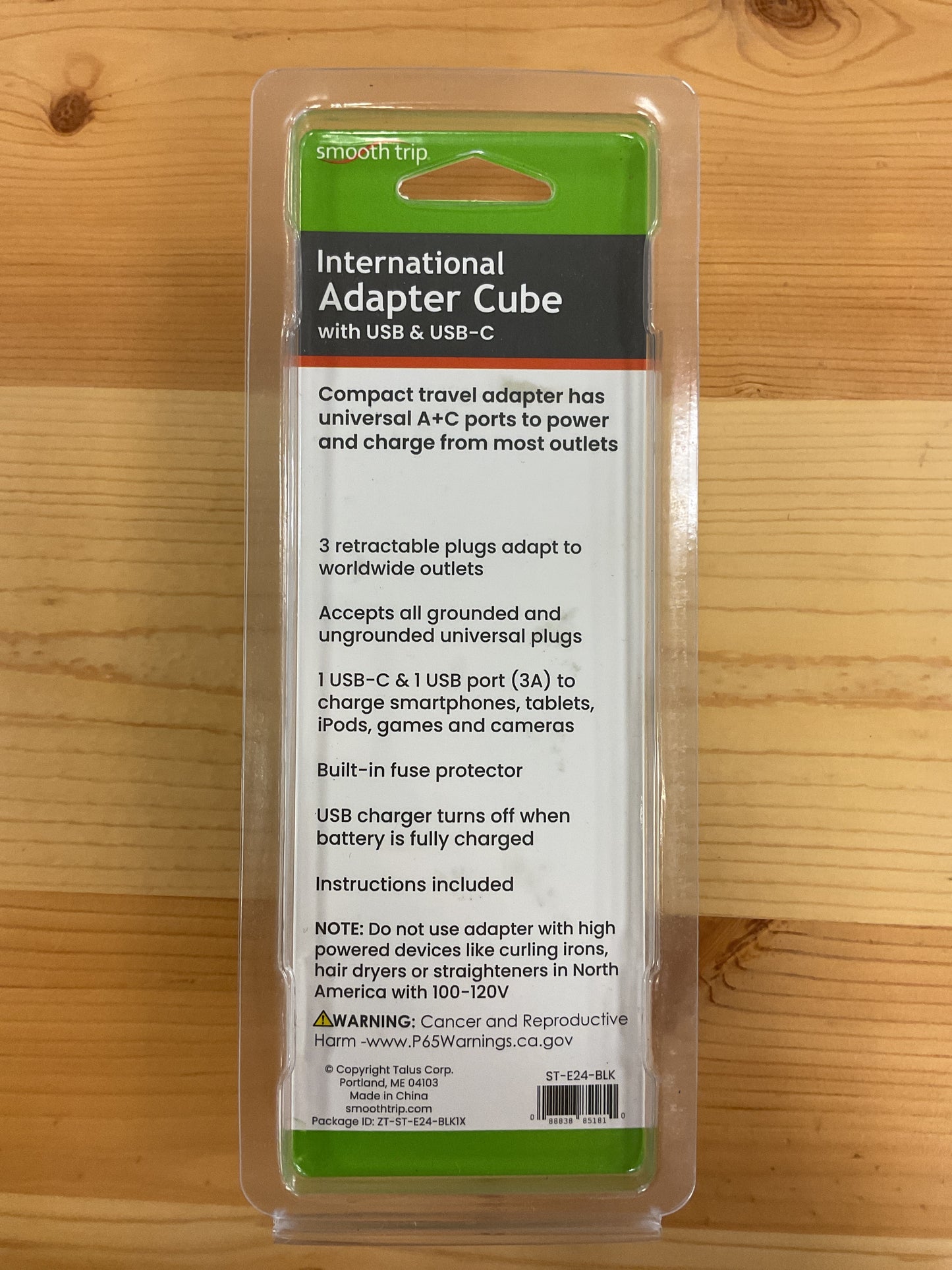 INTERNATIONAL ADAPTER CUBE