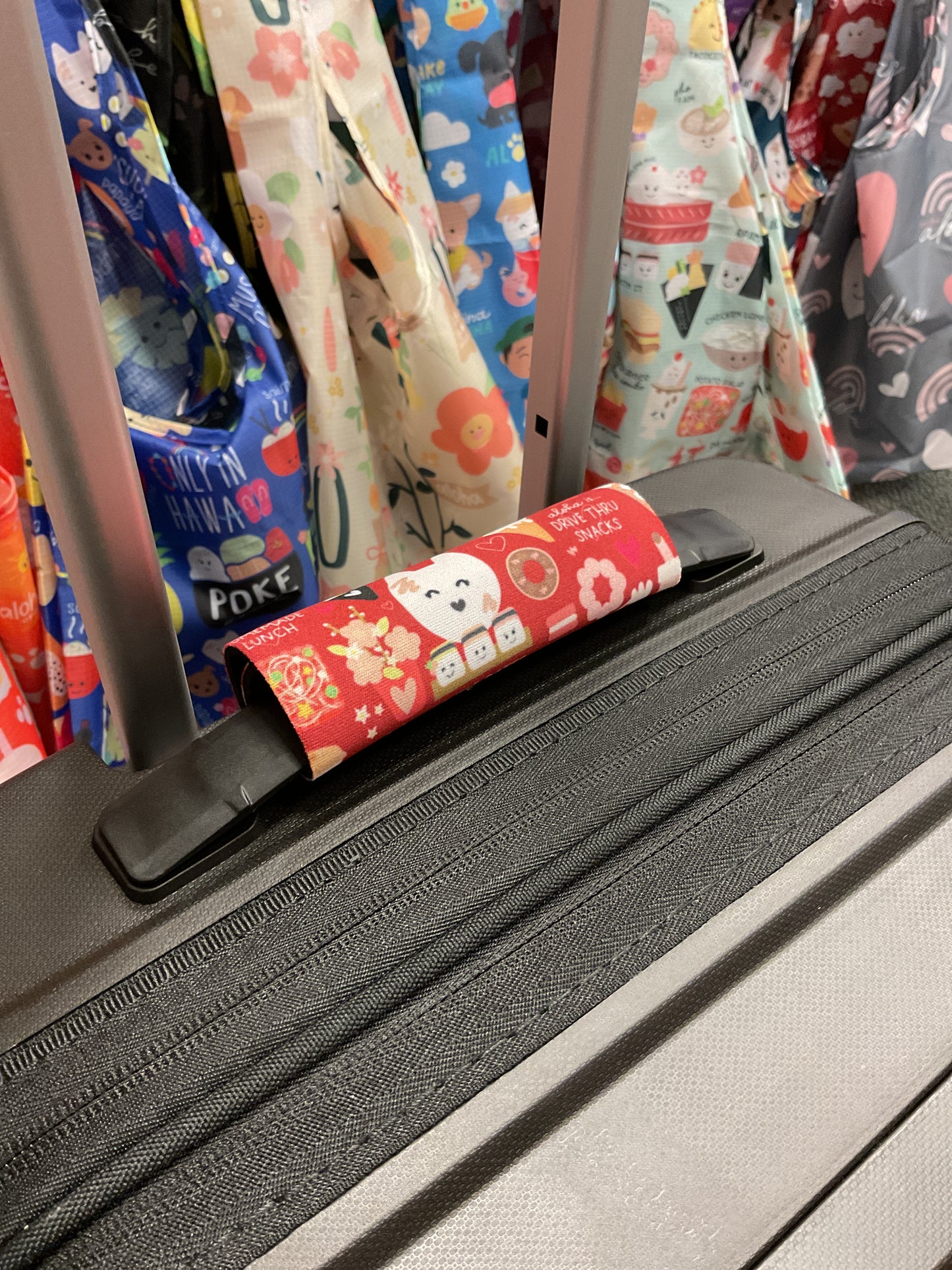 EDEN LUGGAGE WRAP LOVE & ALOHA IS RED