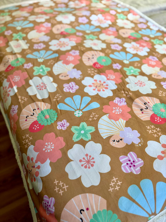 EDEN BLANKET CUTE LIL FUKUOKA GOLD