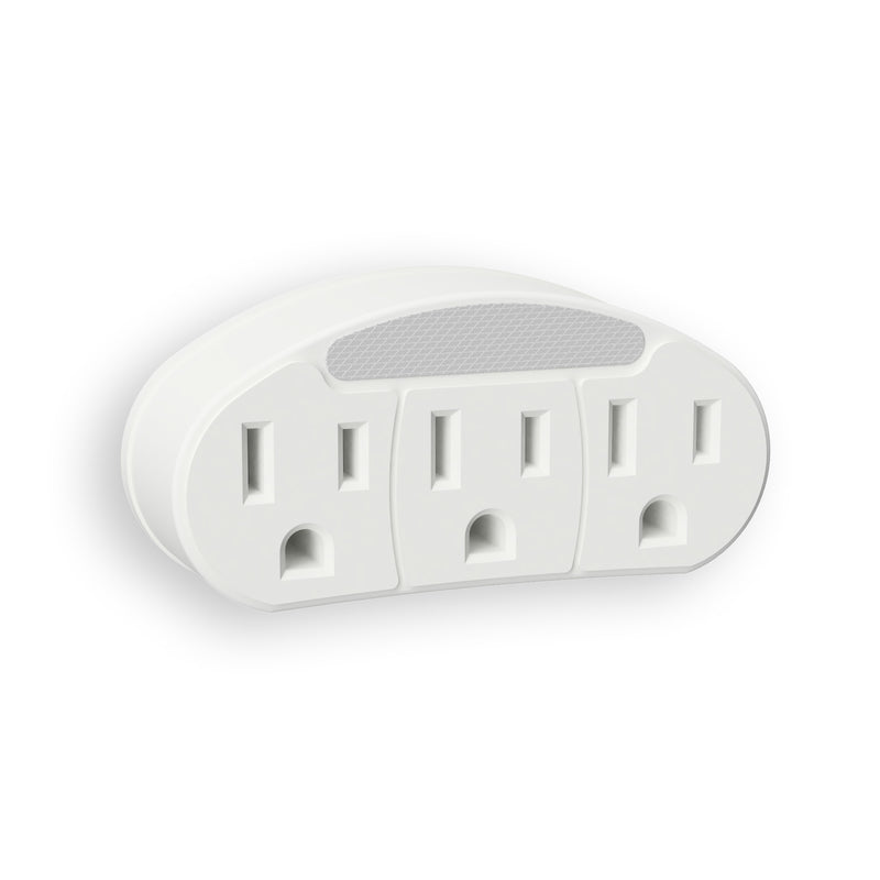 AUTOMATIC NIGHT LIGHT W/OUTLET