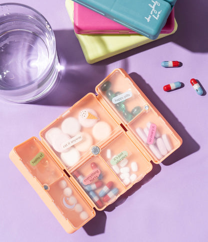 CRUSH PILL & VITAMIN CASE