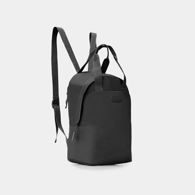 FREERUNNER BACK PACK BLACK
