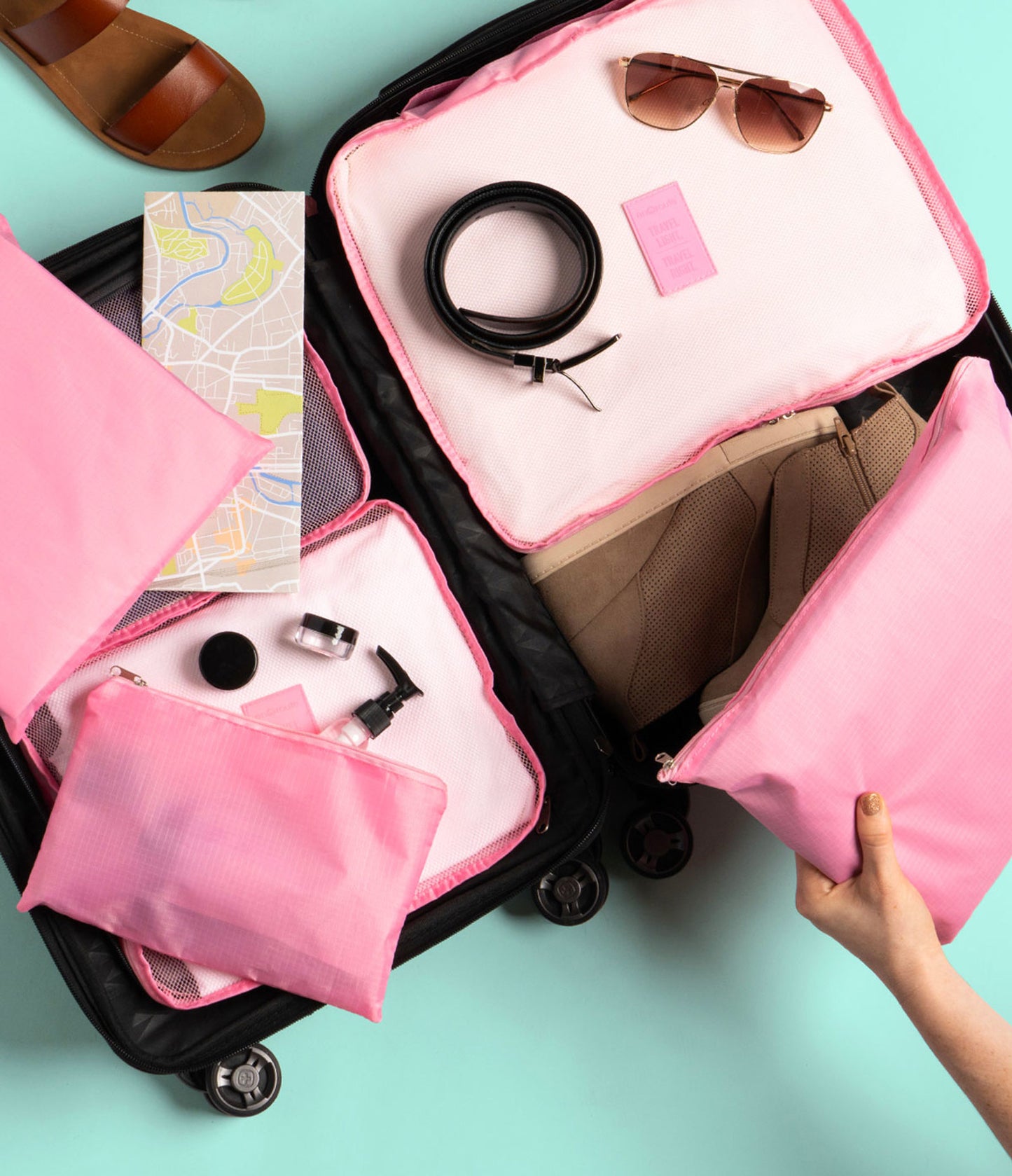 TRAVEL CUBE SET