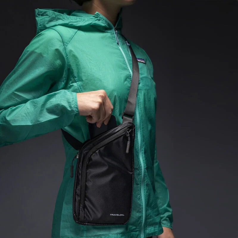 SLIM CROSSBODY BAG BLACKBERRY