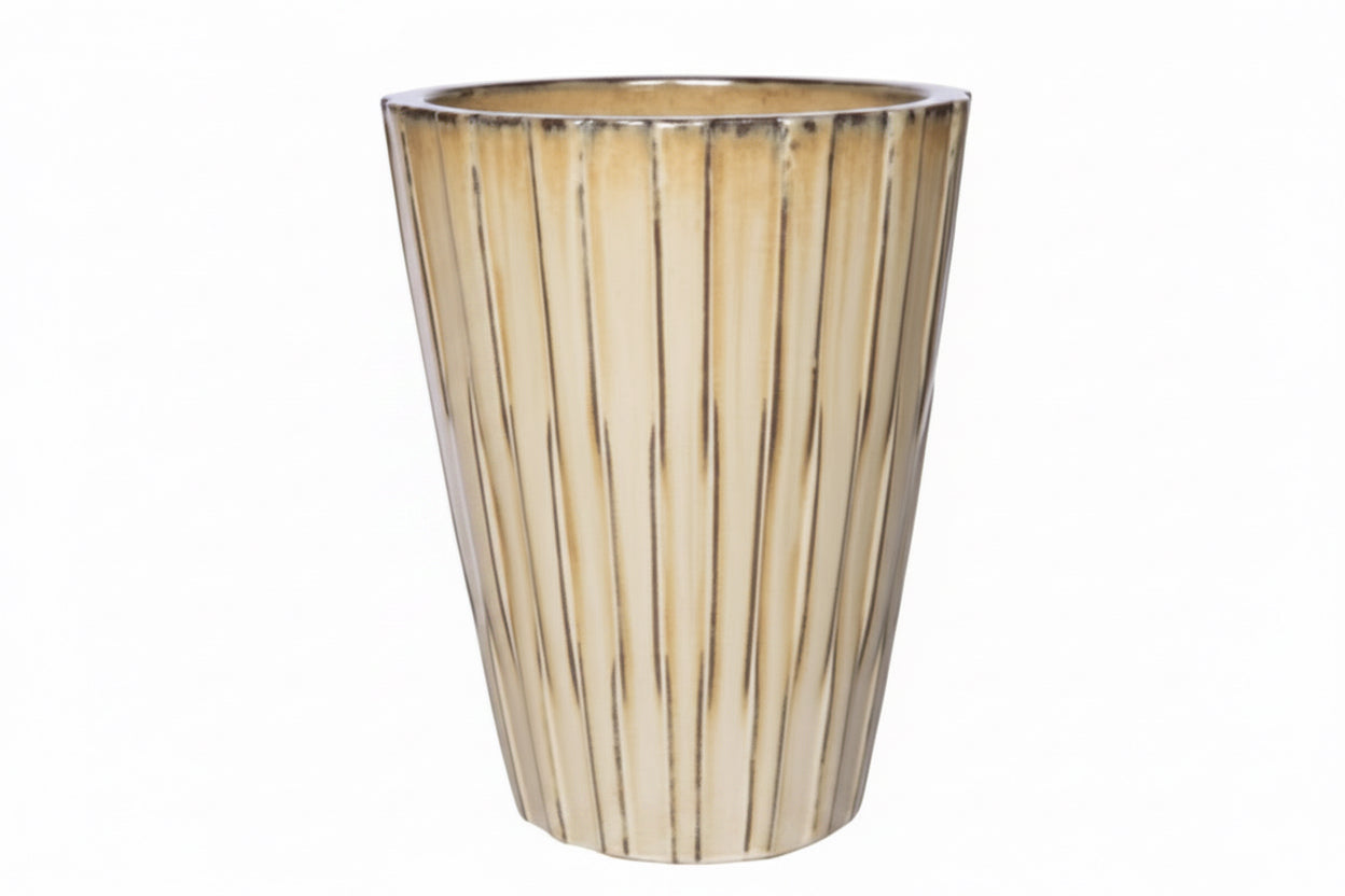 TECHNO 18.7" TALL PLANTER CREAM