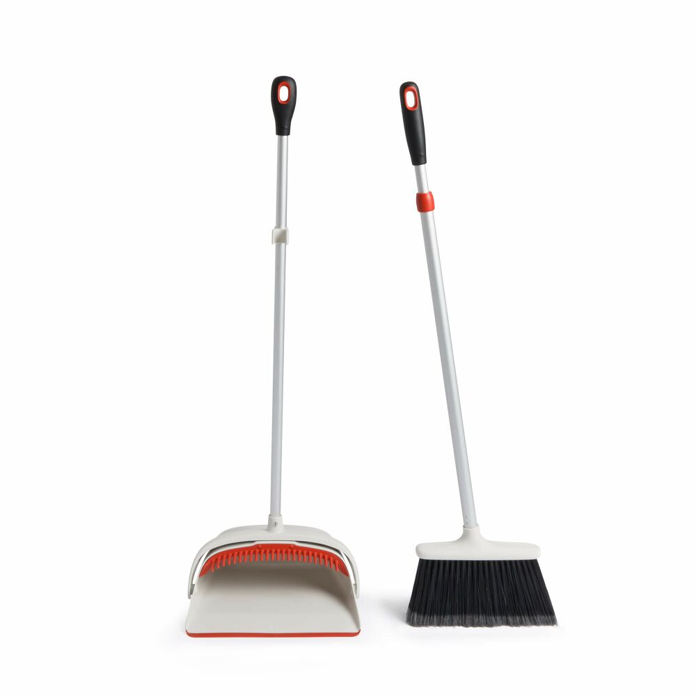 OXO GG LARGE SWEEP SET W/EXTENDABLE BROOM