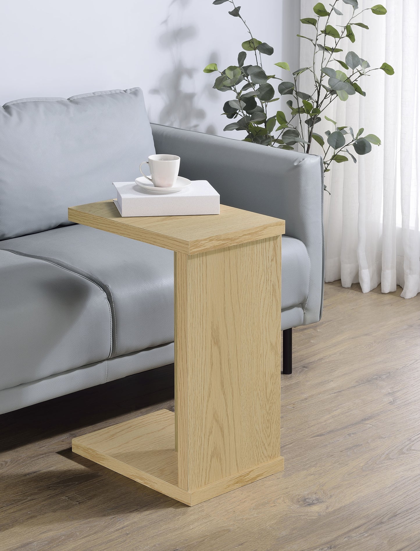 C-TABLE LIGHT OAK
