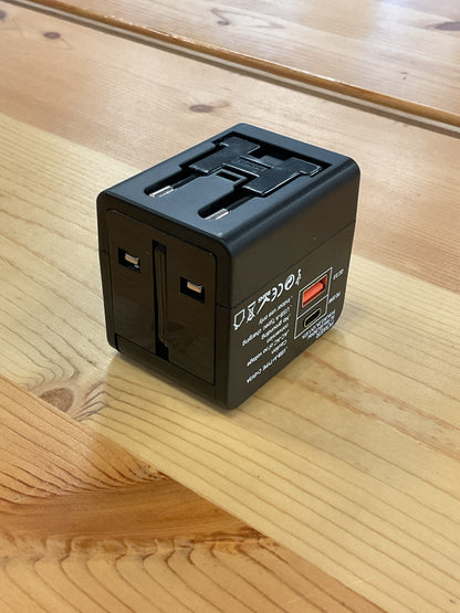 INTERNATIONAL ADAPTER CUBE