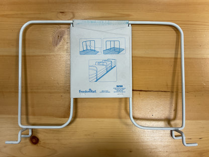 12" VENTILATED SHELF DIVIDER WHT