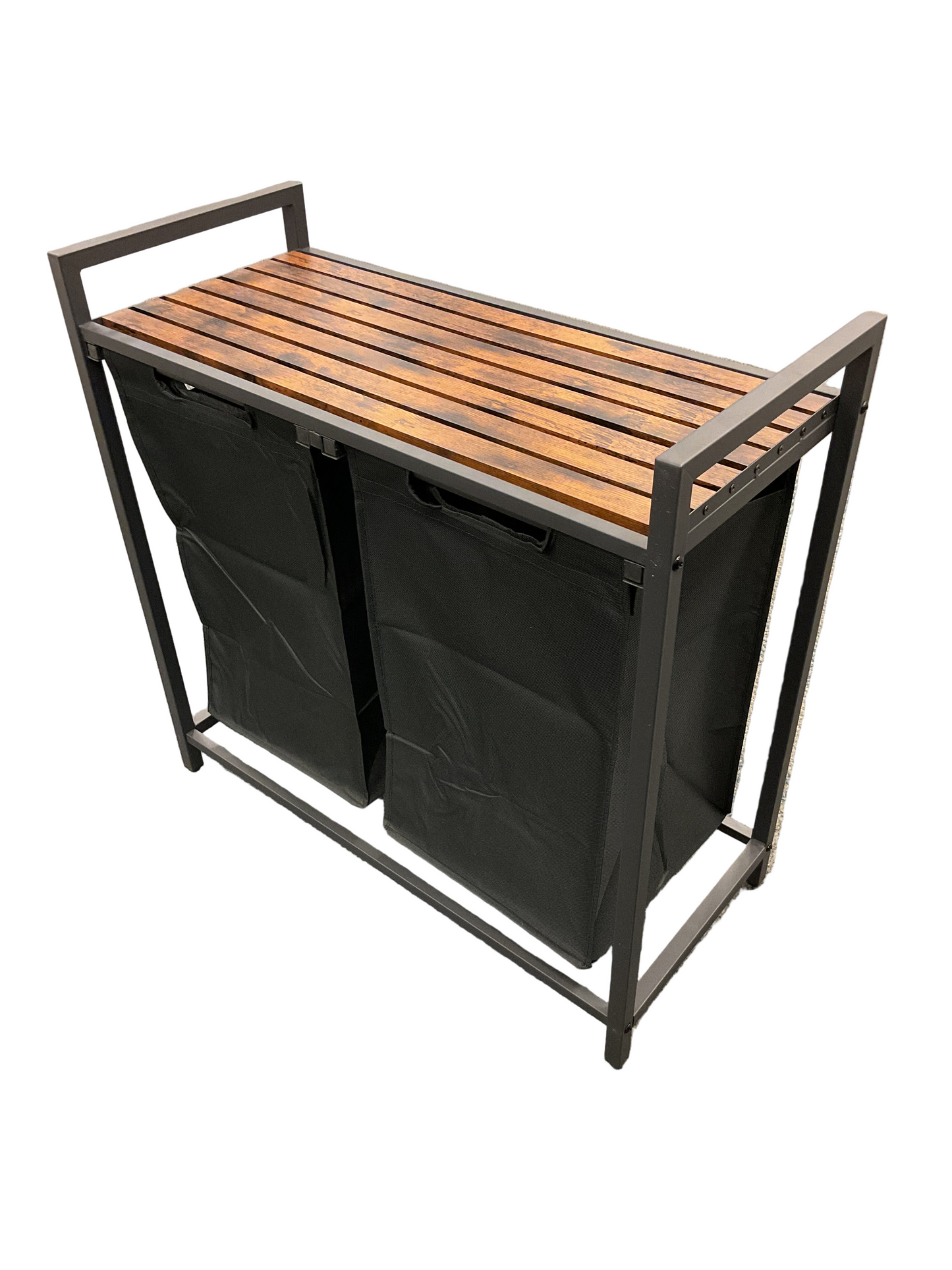 LAUNDRY HAMPER STATION