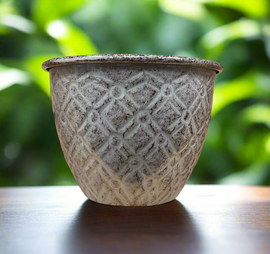 5" DIAMOND PLANTER GREIGE