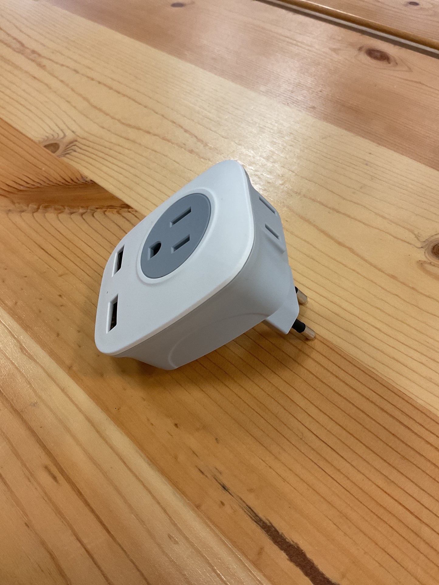 DUAL USB EURO ADAPTER