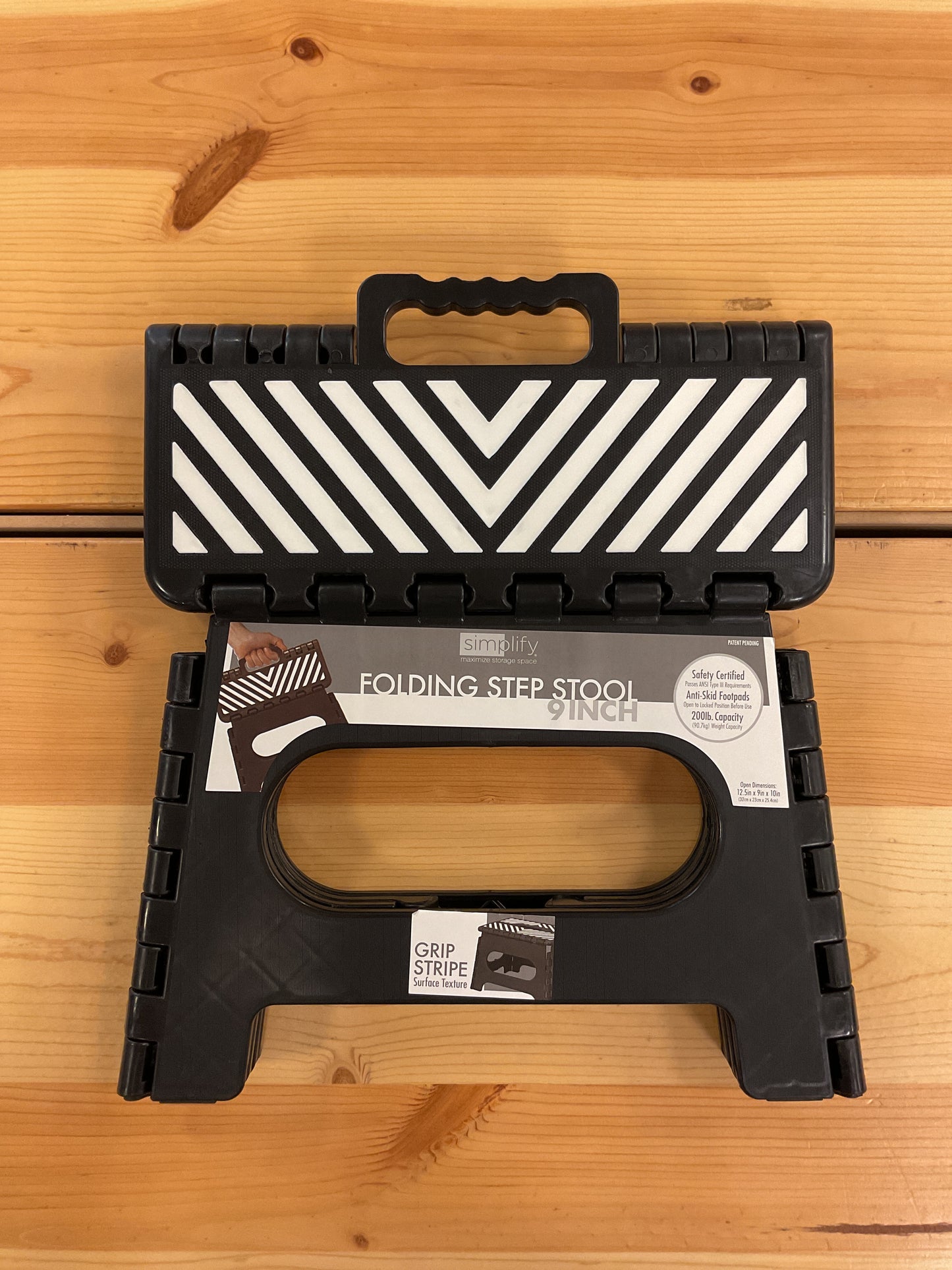FOLDING STEP STOOL 9" BLACK